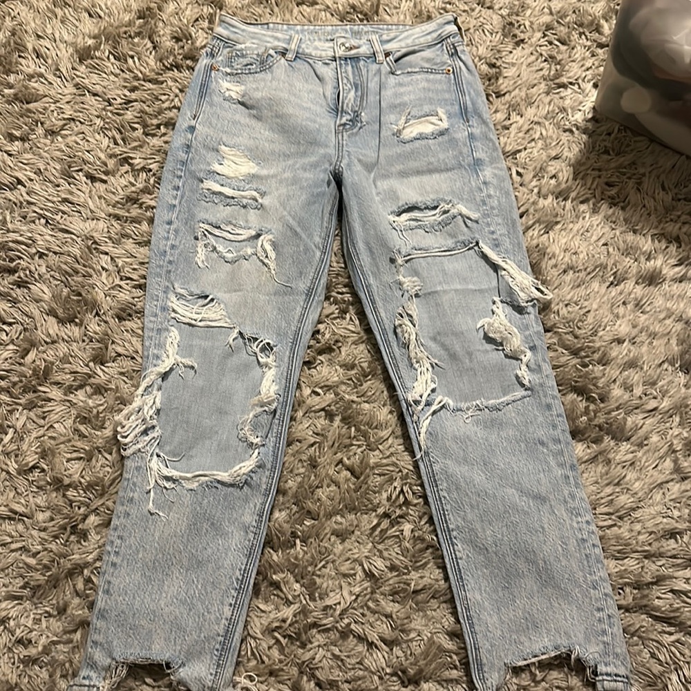 American eagle mom jeans